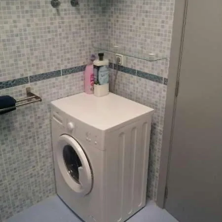Sleeps 2 Pool Wifi T691570 *
