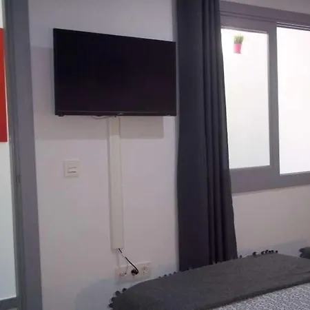 Sleeps 2 Pool Wifi T691570 Apartment *