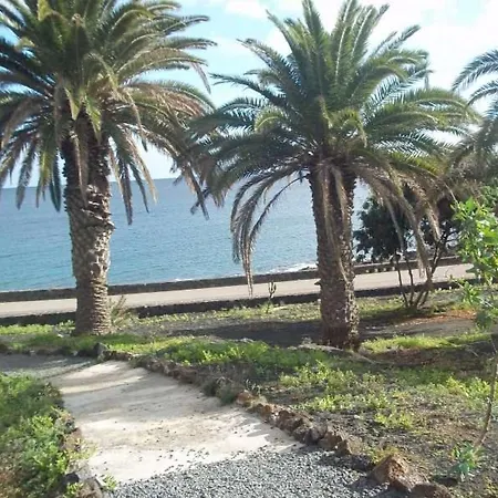 Sleeps 2 Pool Wifi T691570 Apartment Costa Teguise