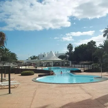 Sleeps 2 Pool Wifi T691570 Apartment *
