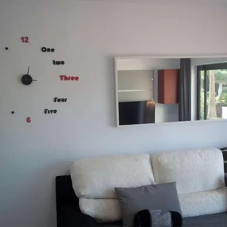 Sleeps 2 Pool Wifi T691570 Costa Teguise