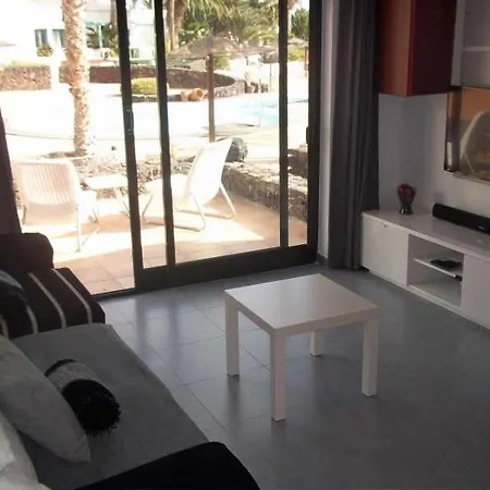 Sleeps 2 Pool Wifi T691570 Apartment