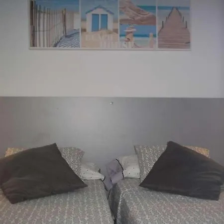 Apartment Sleeps 2 Pool Wifi T691570 Costa Teguise